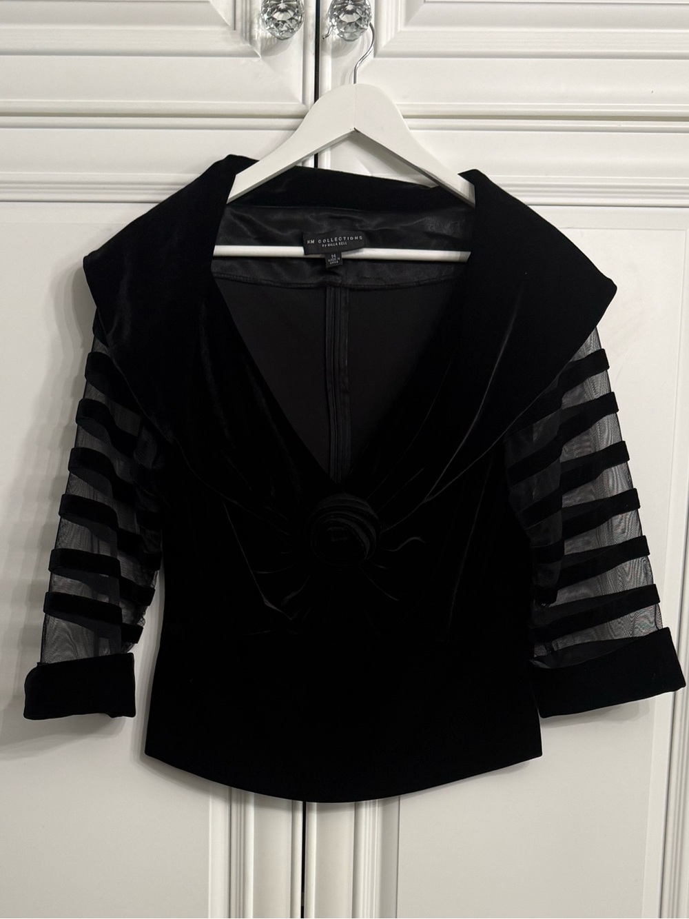 KM Collections Black Velvet Blouse w/Sheer Stripe Sleeves Formal Cocktails Sz 14